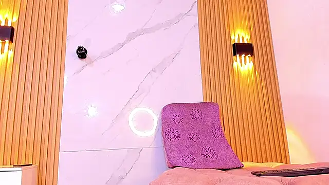 Ethan thouse online show from 6, 11, 2025