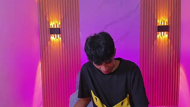 Ethan thouse online show from 5, 12, 2025