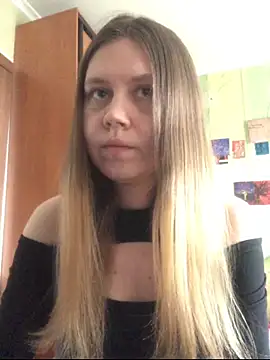 LunaVirelle online show from 11, 2, 2026