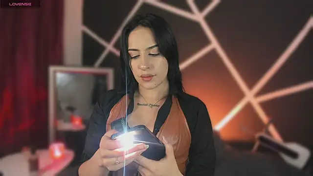Snapshot of miiaa_stone chatting on 6, 5, 2026 miiaa stone online show from 6, 5, 2026
