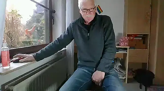 super-snoopy online show from 8, 12, 2024