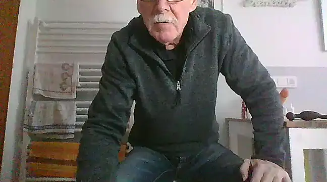 super-snoopy online show from 12, 1, 2025