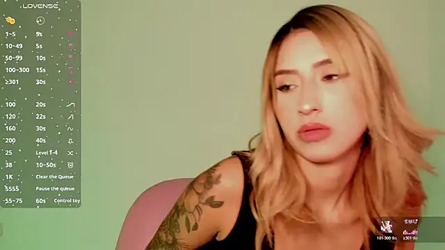 Ashleyroys 111 online show from 4, 11, 2025