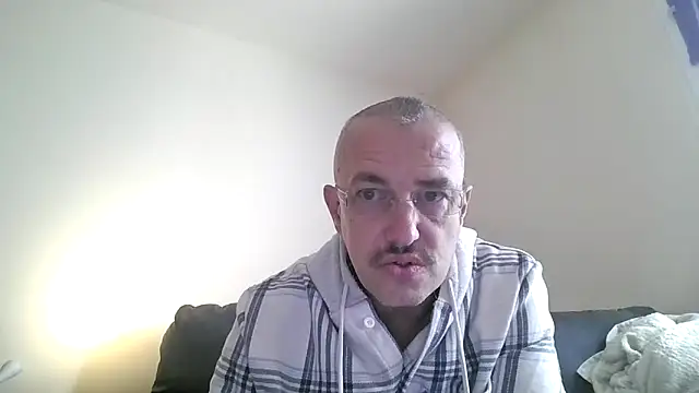 Nyctalopie8579 online show from 12, 5, 2026