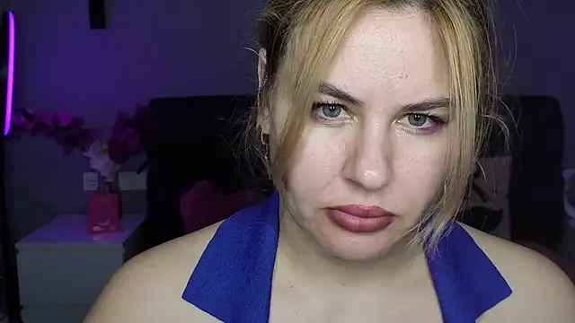 Passion-Blondy online show from 6, 4, 2026