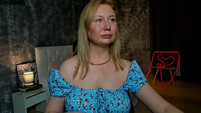 scent  of woman online show from 21, 10, 2025