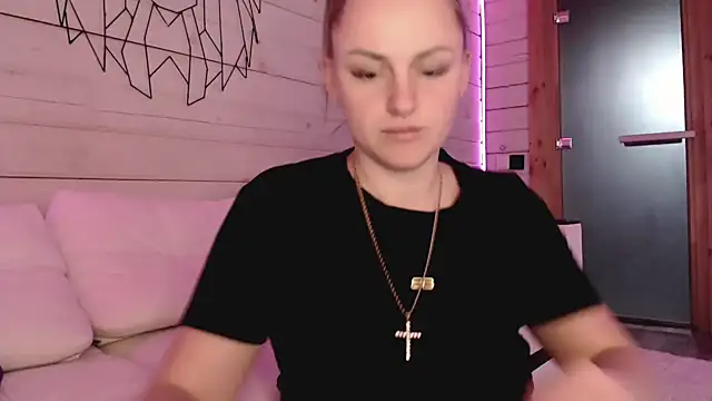 Snapshot of CandyBunie chatting on 12, 1, 2026 CandyBunie online show from 12, 1, 2026