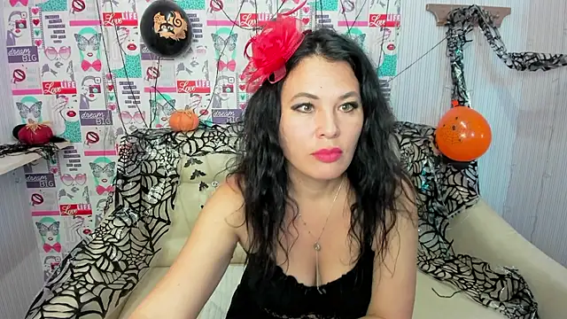 Victoria Panther online show from 31, 10, 2025