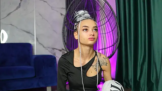 RachelRavee online show from 27, 10, 2025