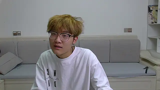 KK-cuteboy online show from 29, 3, 2026