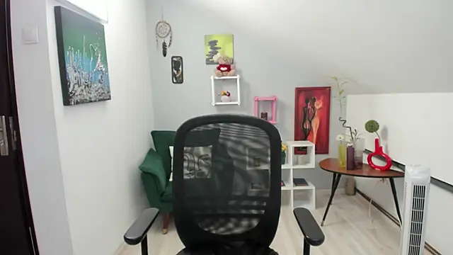 BettyJamess online show from 17, 10, 2025