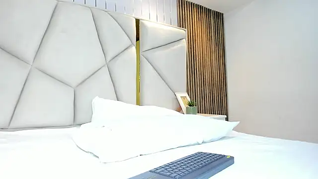 Snapshot of rebeca_brown_ chatting on 20, 2, 2026 rebeca brown online show from 20, 2, 2026