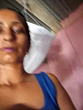 Snapshot of dreamerrrrr1 chatting on 11, 10, 2025 dreamerrrrr1 online show from 11, 10, 2025