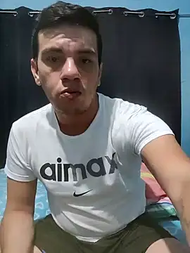 Snapshot of Aturo77 chatting on 15, 11, 2025 Aturo77 online show from 15, 11, 2025