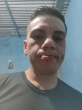 Snapshot of Aturo77 chatting on 29, 11, 2025 Aturo77 online show from 29, 11, 2025