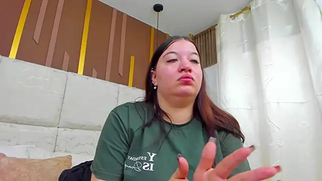 Snapshot of AmbarGills chatting on 31, 3, 2026 AmbarGills online show from 31, 3, 2026