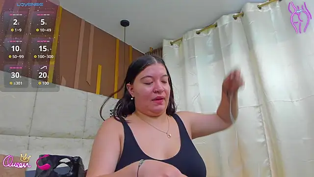 Snapshot of AmbarGills chatting on 6, 4, 2026 AmbarGills online show from 6, 4, 2026