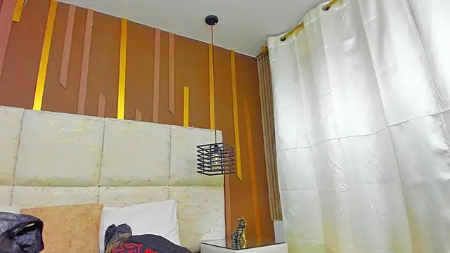 Snapshot of AmbarGills chatting on 13, 4, 2026 AmbarGills online show from 13, 4, 2026