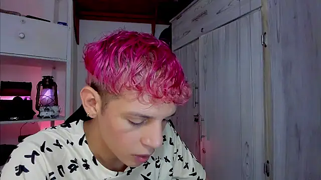 tylernova online show from 23, 11, 2025