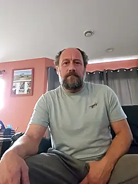 Snapshot of akstr8 chatting on 15, 10, 2025 akstr8 online show from 15, 10, 2025