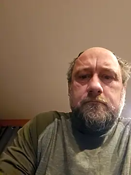 Snapshot of akstr8 chatting on 21, 10, 2025 akstr8 online show from 21, 10, 2025