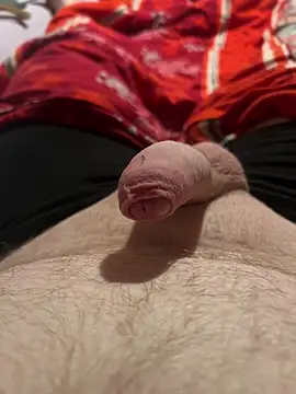 Snapshot of 28winzi chatting on 8, 11, 2025 28winzi online show from 8, 11, 2025