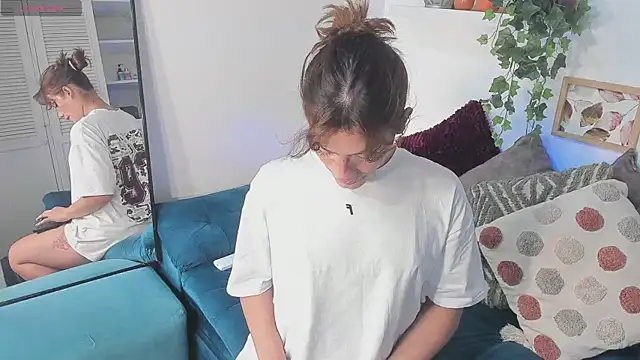 KassMonroe online show from 5, 12, 2025