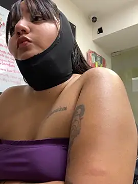 AlinaVega online show from 8, 11, 2025