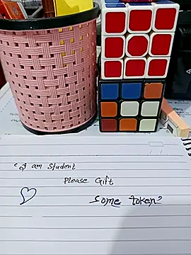 Snapshot of sweethoney950 chatting on 17, 11, 2025 sweethoney950 online show from 17, 11, 2025