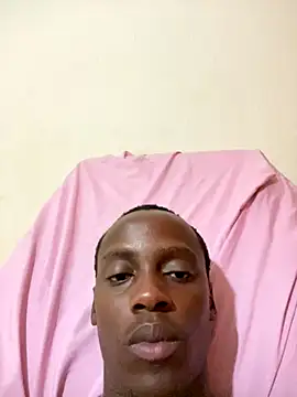 Snapshot of Thesweetest4u chatting on 8, 10, 2025 Thesweetest4u online show from 8, 10, 2025