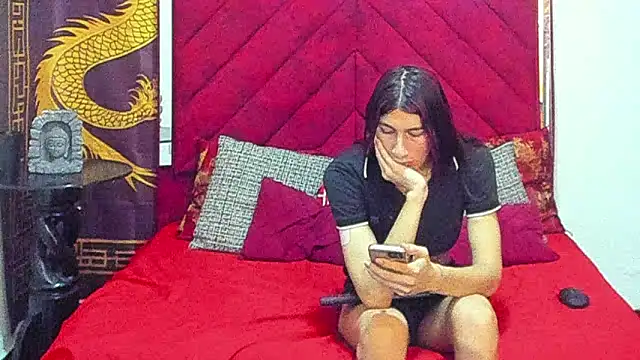 Pride couple online show from 9, 1, 2026