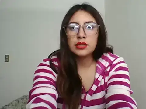 Snapshot of Mar_00c chatting on 15, 10, 2025 Mar 00c online show from 15, 10, 2025