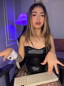 HoneyMollyX online show from 18, 10, 2025