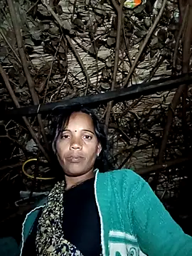 Cutsedi3 online show from 4, 12, 2025