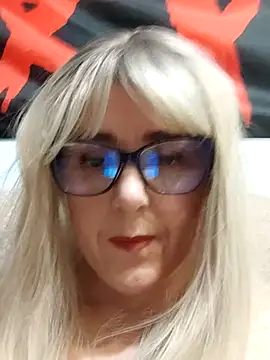 Amelialove42 online show from 20, 12, 2025