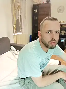 Snapshot of Mike_3789 chatting on 13, 10, 2025 Mike 3789 online show from 13, 10, 2025