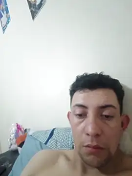 Snapshot of juniorcam10 chatting on 25, 10, 2025 juniorcam10 online show from 25, 10, 2025