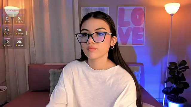 Snapshot of MarianaaDooll chatting on 23, 2, 2026 MarianaaDooll online show from 23, 2, 2026