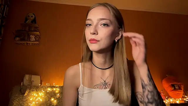 EvaPeace online show from 14, 10, 2025