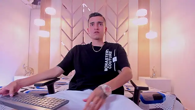 Snapshot of Ethan_Boy_ chatting on 20, 2, 2026 Ethan Boy online show from 20, 2, 2026