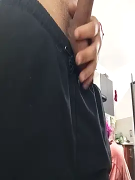 Snapshot of Cev_Am99 chatting on 24, 11, 2025 Cev Am99 online show from 24, 11, 2025