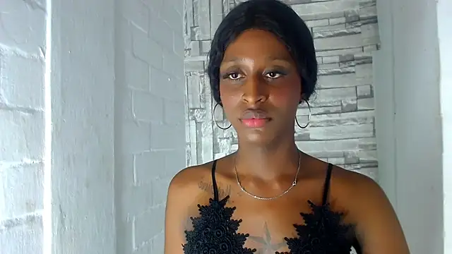 Lufe Black online show from 23, 10, 2025