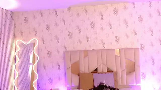 MARIANA TAY1 online show from 31, 10, 2025