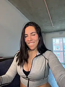 Lolathebaddie online show from 2, 2, 2026