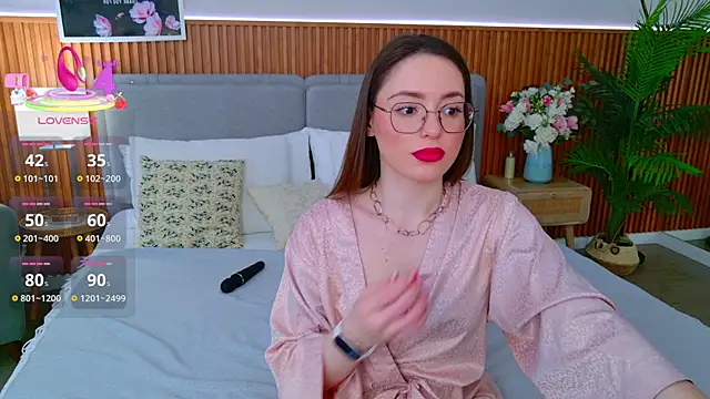 JulliRoss online show from 18, 5, 2026