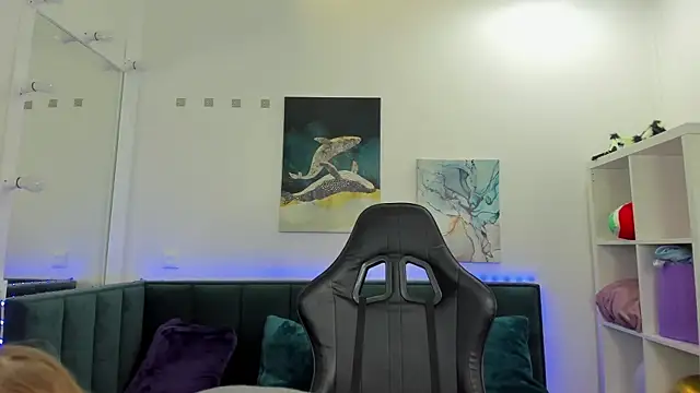 Melissa new22 online show from 5, 11, 2025