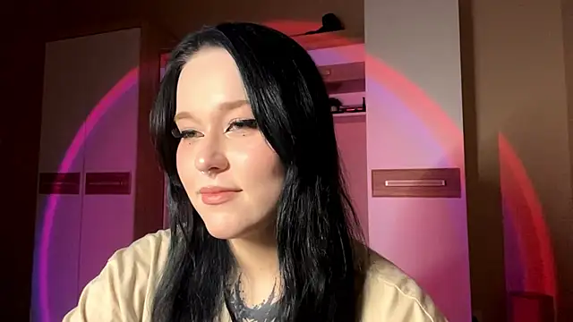 KristenGoodmon online show from 21, 10, 2025