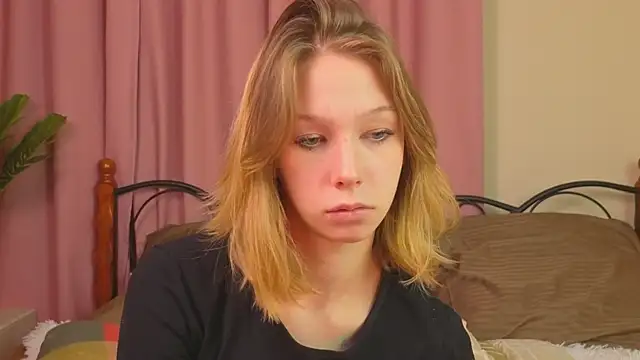 LilyVoise online show from 23, 10, 2025