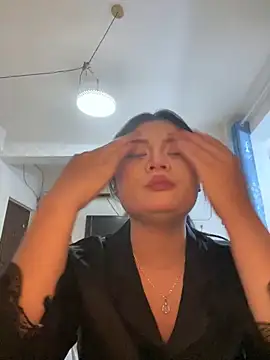 Snapshot of lan-xinh1 chatting on 21, 10, 2025 lan-xinh1 online show from 21, 10, 2025