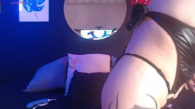 TamaraaRoss  online show from 7, 11, 2025